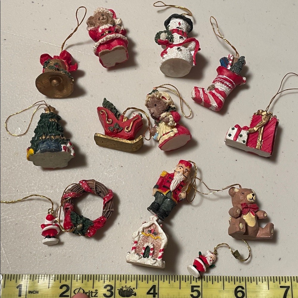 Tiny Ornament Collection - Picture 2 of 6